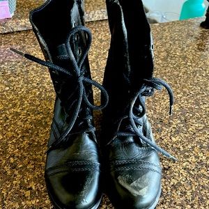 Steve Madden boots